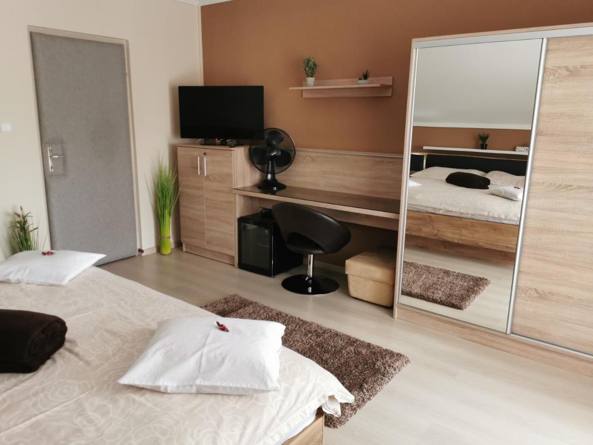 Csabai Vendégház Bük Esterno foto